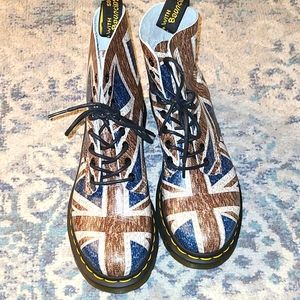 Dr. Martens Great Britain Flag Boots